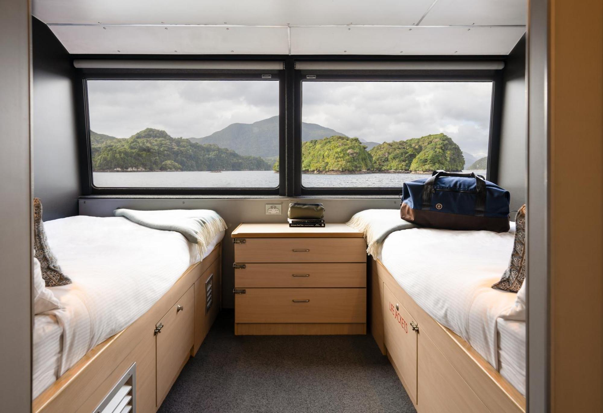 Hotel Milford Sound Overnight Cruise - Fiordland Discovery Exterior foto